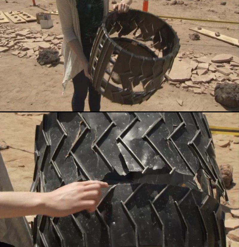 Illustration for article titled Curiosity's Wheels Are Falling Apart (And How We Can Solve It)